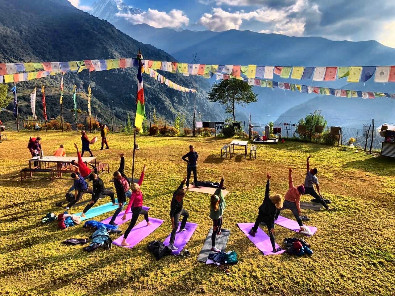 Trek yoga and meditation in Nepal