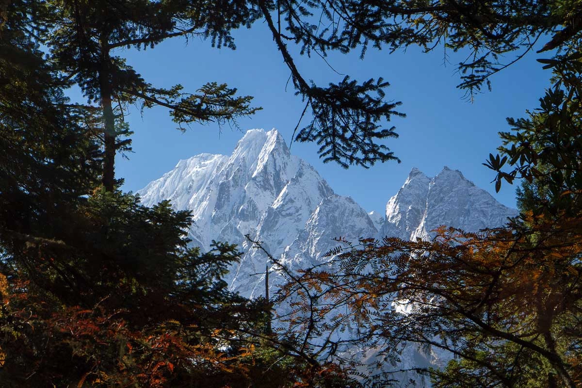 Manaslu circuit trek